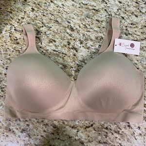 NWT Secret Treasures Seamless Wireless Comfort Bra 42DD 42E 42DDD 42F